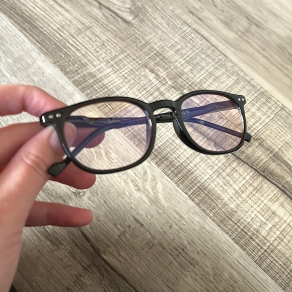 Blue light glasses - Picture 3 of 3